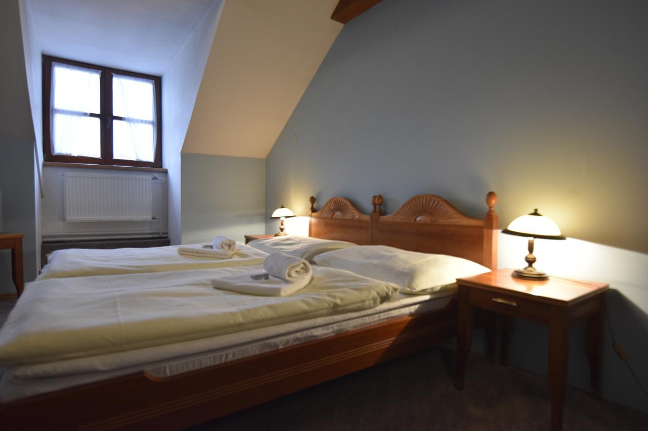 Hotel Napoleon Austerlitz エクステリア 写真