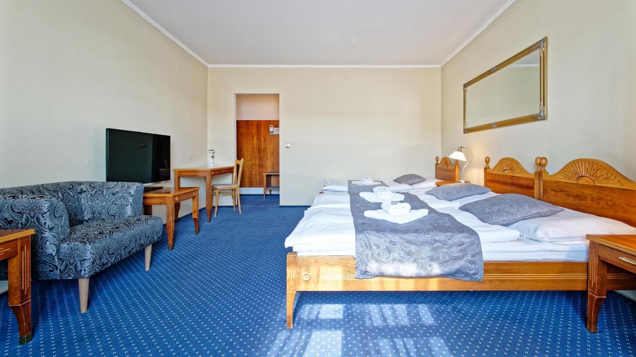 Hotel Napoleon Austerlitz エクステリア 写真