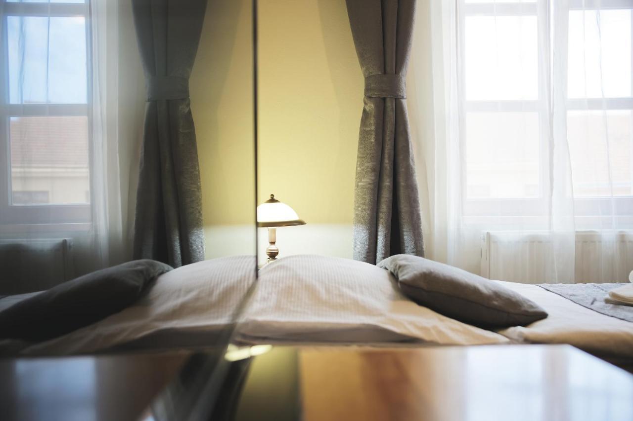 Hotel Napoleon Austerlitz エクステリア 写真