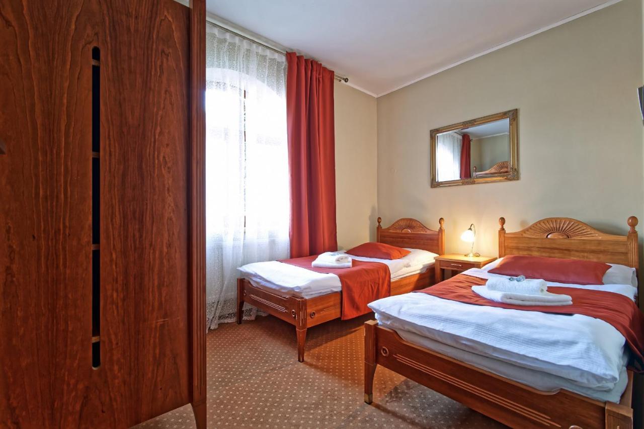 Hotel Napoleon Austerlitz エクステリア 写真
