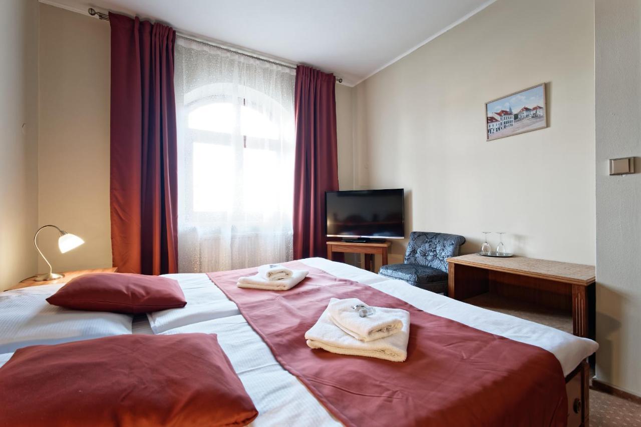 Hotel Napoleon Austerlitz エクステリア 写真
